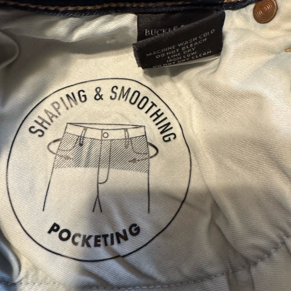 Buckle Black Distressed Denim Shorts SZ 34 - Picture 5 of 5